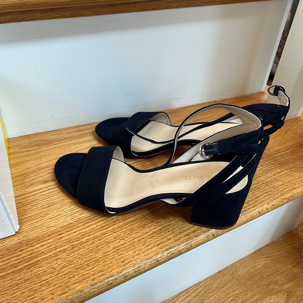 Nine West dark navy heels